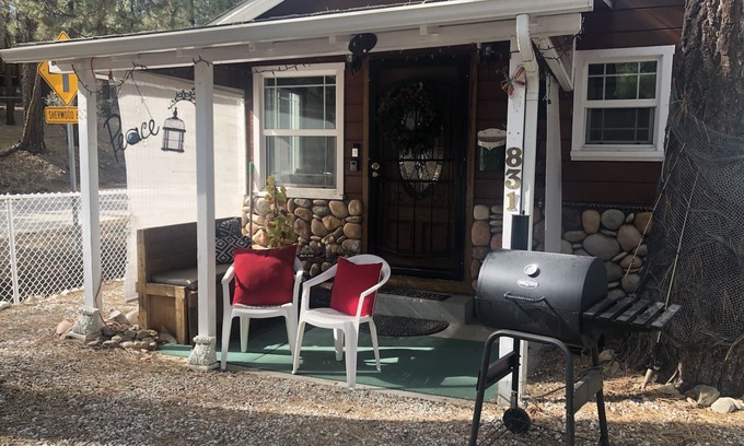 Big Bear City Casa | NEW LISTING SPECIAL!