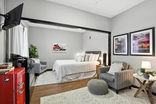 Athens Apartamento | New Listing The 483 Suite - Walk to Stadium