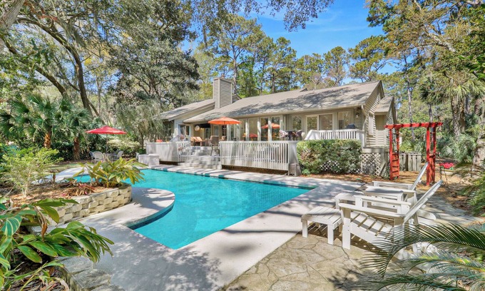 Heritage Woods Casa | **NEW LISTING** Five Bedroom Sea Pines Home - Close to Beach - Private Pool
