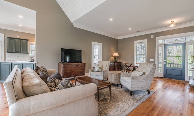 Saint Helena Island Casa | New Listing! - 3br/2ba on Harbor Island