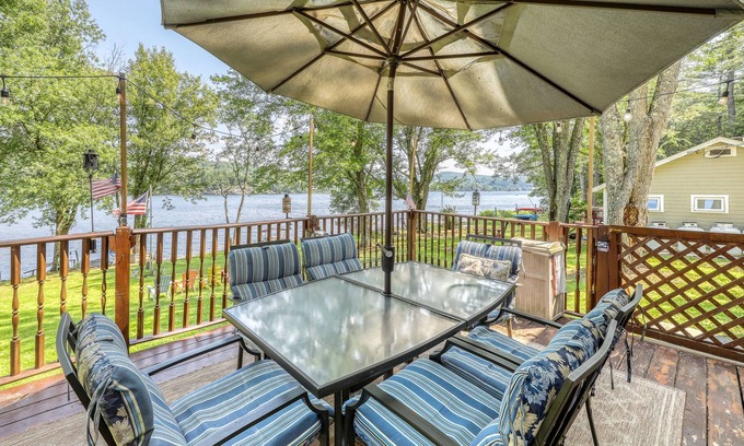 Castleton Casa | ¡NUEVO LISTADO! Frente al mar, casa para perros con cocina completa y acceso a la playa.