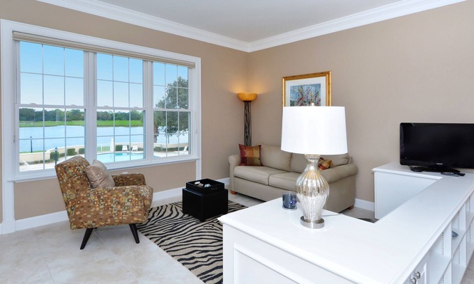 Osprey Apartamento | NEW LISTING: Windsor Lodge Unit 14, studio, close to beaches, pool
