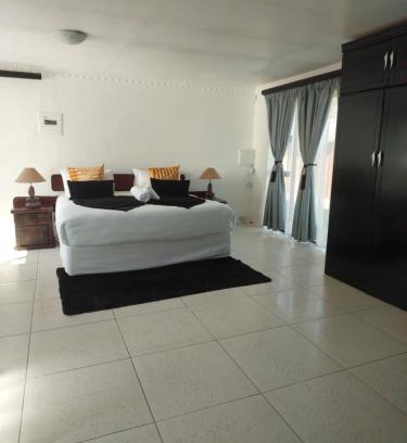 Universitas Casa | NEW LODGE - Universitas