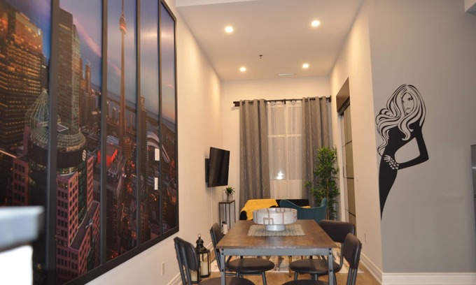 Financial District Condominio | New Loft in famous historical "Graphic Art Building" heart of downtown Toronto
