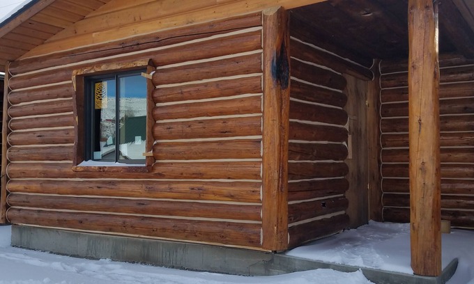 Gardiner Cabina | Nueva cabaña de troncos, a pasos de Yellowstone