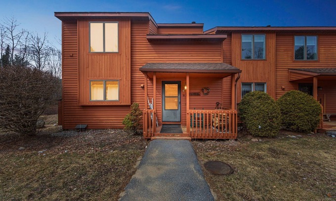 North Creek Casa | NEW! Lower Sleighride 2-Bedroom Townhouse with Pool by The Summit at Gore Mountain