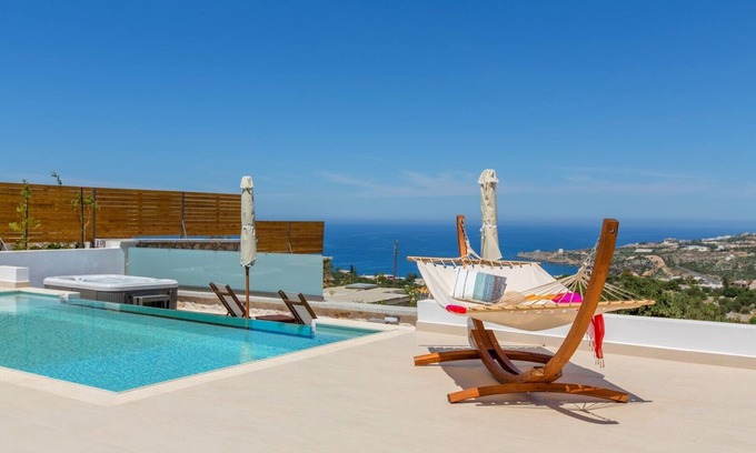 Gerani Villa | NUEVO Lux Villa ★ Piscina climatizada de cristal Prive ★ Jacuzzi climatizado ★ Vistas al mar ★ Jardín