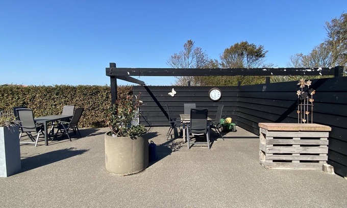 Serooskerke Casa | New! Luxurious four person holiday home in Serooskerke near Veerle in a quiet area.