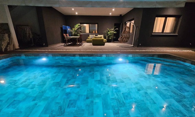 Agios Tychon Casa | NEW Luxury 2-Bedroom House- Heated Salty Swimming Pool, Sauna and Garden