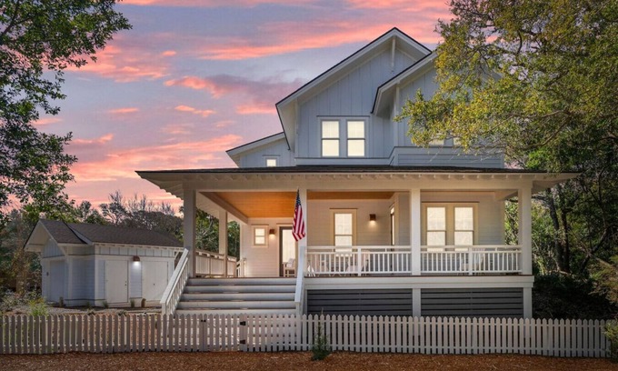 Cape Fear Station Casa | New Luxury 5 Bedroom Home In Bald Head Island's Cape Fear Station
