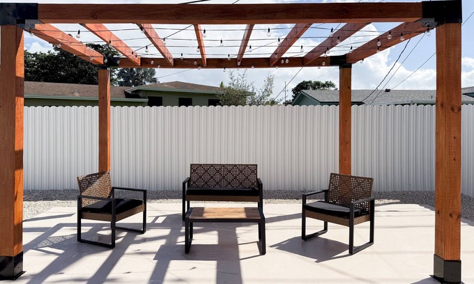 Miami Gardens Villa | NEW! Luxury 5BR Villa*Private Pool*BBQ*Game Room