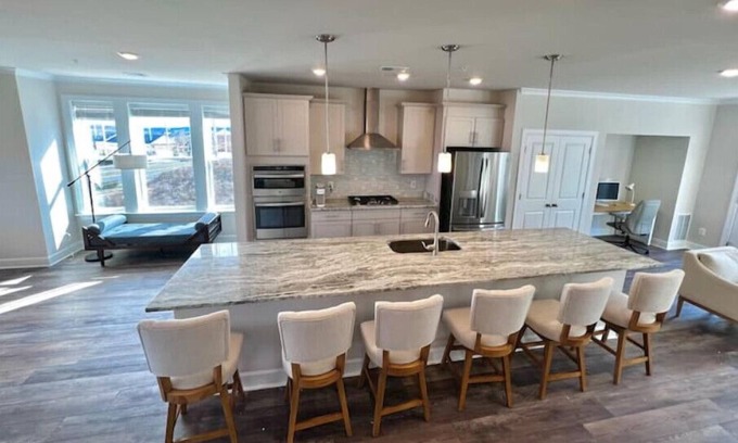 Woodbridge Apartamento | New Luxury and Modern in Stonebridge