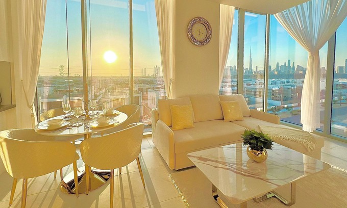 Nad Al Sheba Apartamento | New Luxury Apt: Burj Khalifa, Sunset & Lagoon view