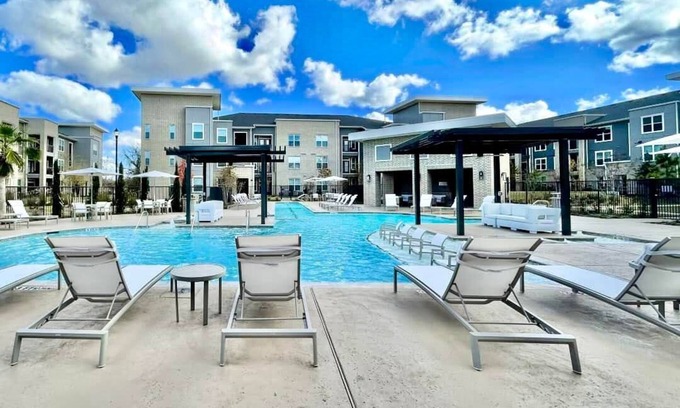 Barker Apartamento | *New! Luxury Escape w/ Pool Access near Waterpark*