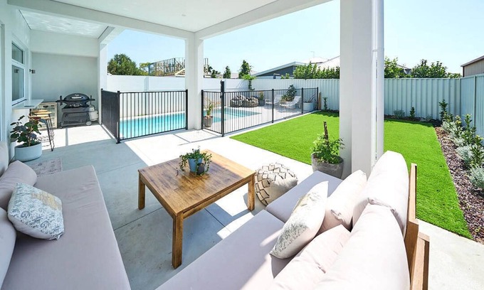 Bouvet Island Casa | New Luxury Home with pool - Sleeps 12 walking distance to shops & beaches!