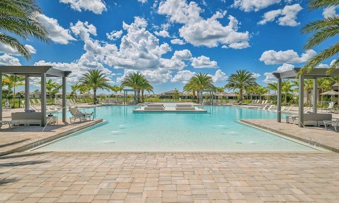 Estero Casa | New Luxury Pool Home with Lake View - Amazing Amenities!