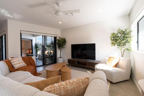 Mount Gravatt East Apartamento | New Luxury Spacious private convenient hilltop view 3BD
