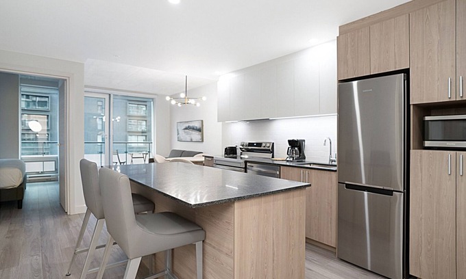Quartier des Spectacles Apartamento | New Luxury Unit in Heart of MTL 913 | Metro access