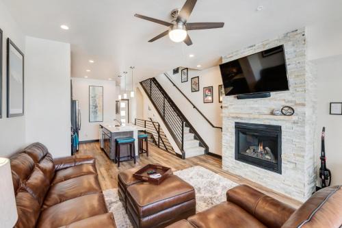 Winter Park Casa | New Luxury Villa 268 I Rooftop Hot Tub I Great Views I Best Price I FREE Adventures Daily