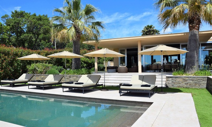 Guerrevieille Villa | New luxury villa, sea view and St Tropez, beaches on foot