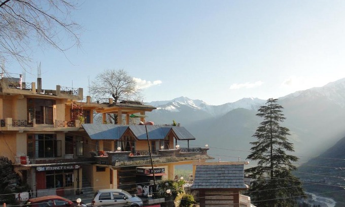 Naggar Casa | New Mannat Home