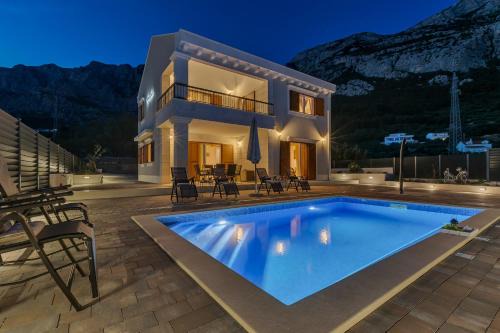 Makarska Villa | NEW! Milan's House with pool, Mediterranean