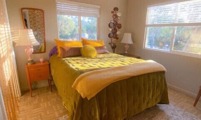 Creston Casa | New Mod decor in California Western Wine Country!