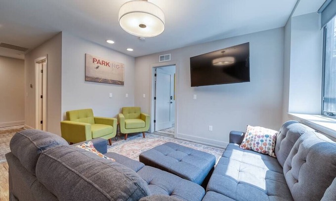 Burns Park Casa | New Modern 3 Bedroom Townhouse