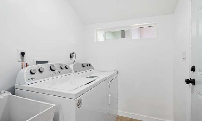 Wahiawa Casa | New Modern, Central Home - 3 bedrooms