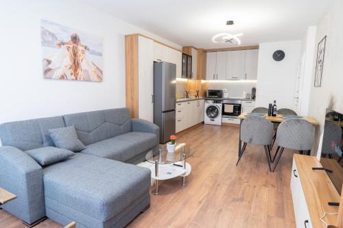 Varna Municipality Apartamento | New Modern & Cozy apartment with FREE Private parking and EV charging station