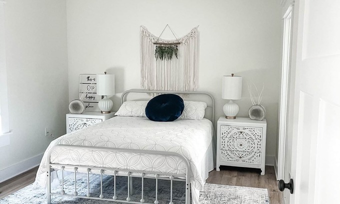 Grottoes Casa | New modern ranch house in adorable small town