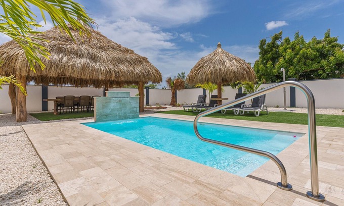 Oranjestad Villa | New-Modern Villa, 10 Minute Drive to Beaches