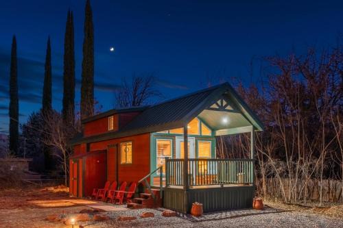 West Sedona Casa | NEW Moondance Majestic Mini Cabin Cathedral Rock