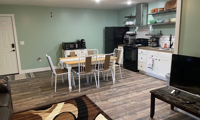 Jamestown Apartamento | New Near Jamestown Dock - A