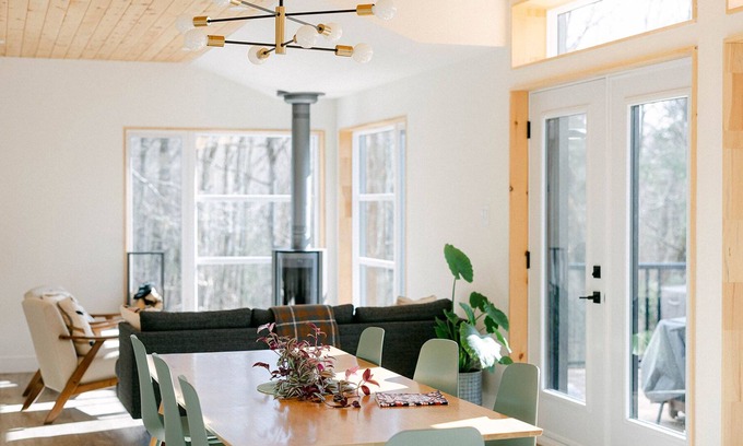 Rosseau Cabina | NEW Nordic style HYGGE cabin with SAUNA & HOT TUB