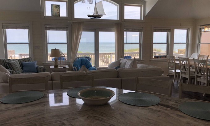 South Nags Head Casa | New! Ocean Breeze - Oceanfront 8 BR in Outer Banks