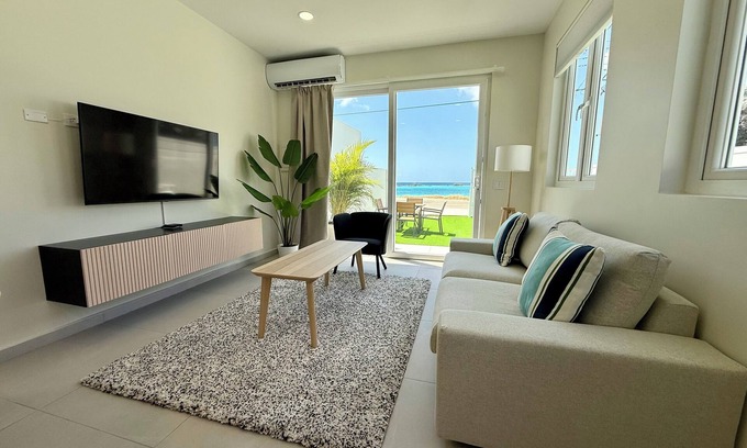 Pos Chiquito Apartamento | New Oceanfront Apartment Mangel Halto — Laguna Vista