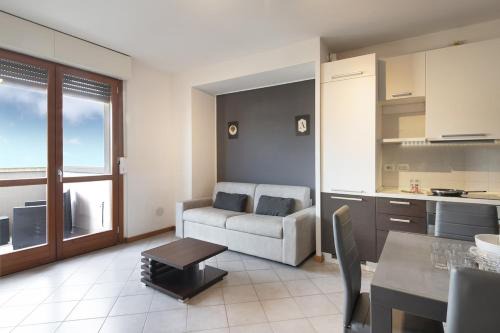 San Giuliano Milanese Apartamento | New One Bedroom Apartment in Milan 3 minutes from the metro