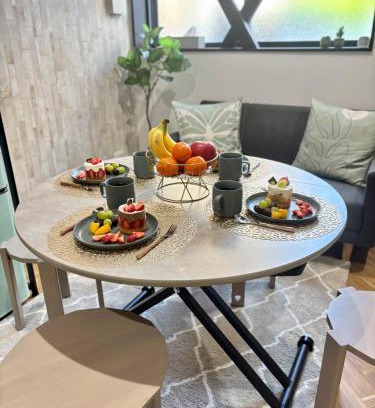 Konohana Apartamento | NEW OPEN E-NA gesthouse 大阪貸切一軒家 USJ近く 難波10分 駅徒歩3分 長期滞在可 家族やグループに最適
