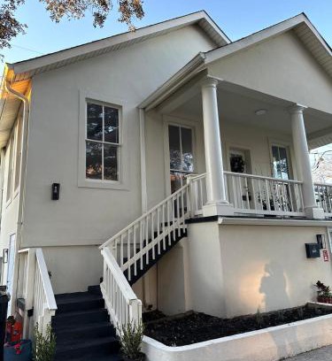 Chalmette Apartamento | New Orleans Cottage 2 Bed 1 Bath Carseat Included