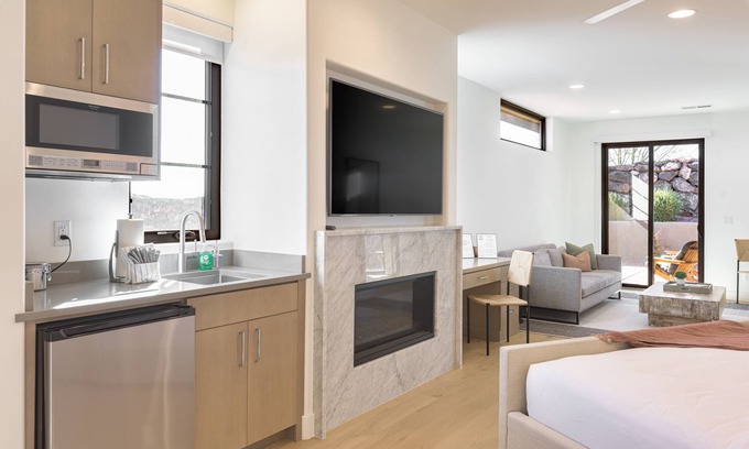 Ivins Casa | *New Owner Special* - Modern Luxury Casita