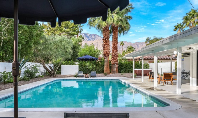 Sunrise Vista Chino Casa | NEW: Palm Springs Oasis w. Saltw. Pool, Spa, Views, Close to Downtown, Sleeps 8