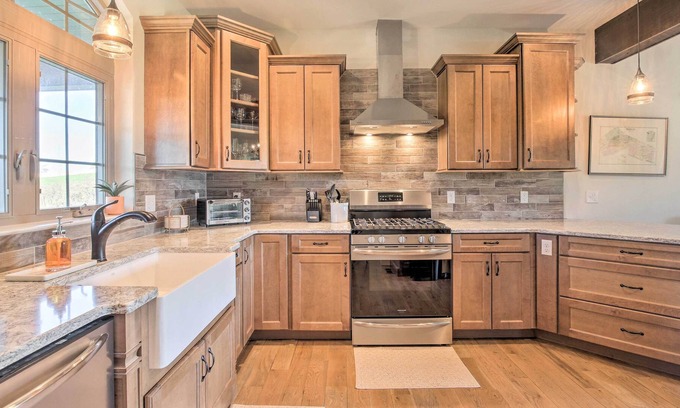New Paltz Casa | New Paltz Home w/ Fire Pit + Gas Fireplace!
