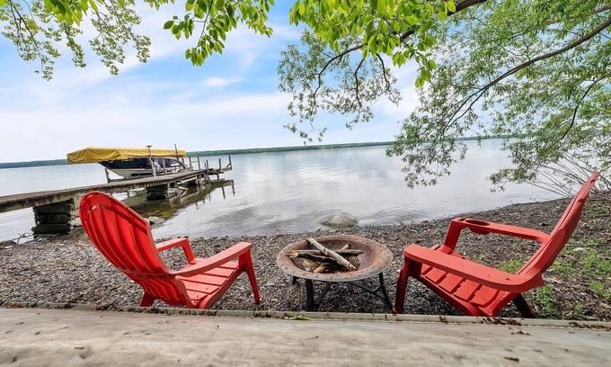 Town of Ledyard Cabaña | NEW! Peaceful Lakefront Getaway on Cayuga Lake