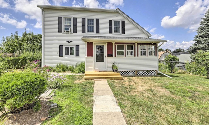 Norwich Casa | NEW! Peaceful Norwich Home, Proximity to River!