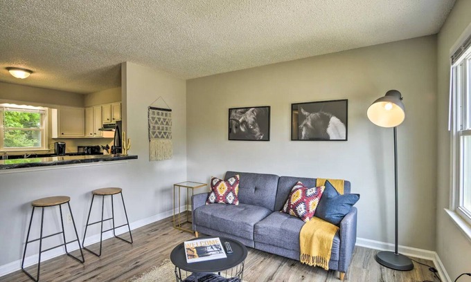 Greensboro Casa | NEW! Pet-Friendly Home - 2 Mi to UNC Greensboro!