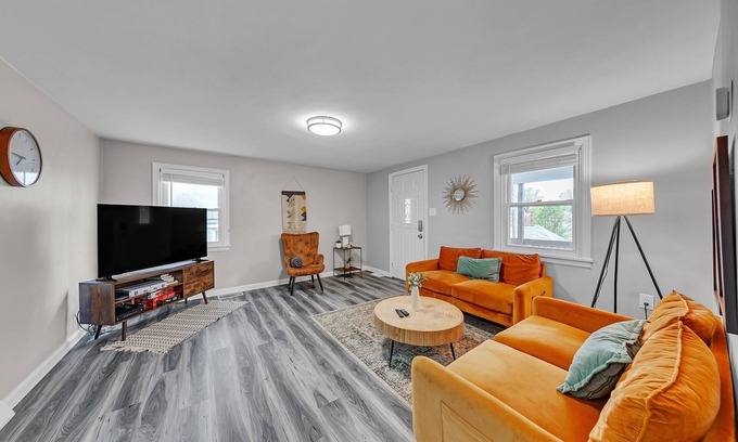 West Mifflin Casa | NEW! Pet-Friendly 4BR Near Kennywood & Pittsburgh