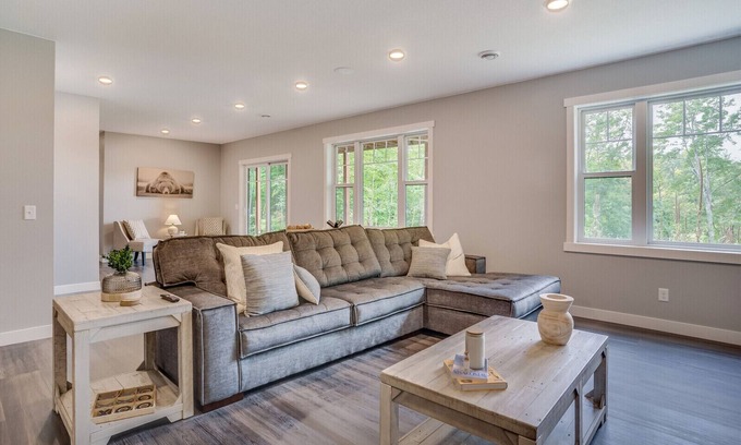 Brill Casa | NEW private home on Red Cedar Lake
