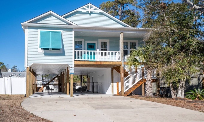 St. James Casa | NEW Property- Pet Friendly Private Home with Fenced Yard-20% off through 8/16