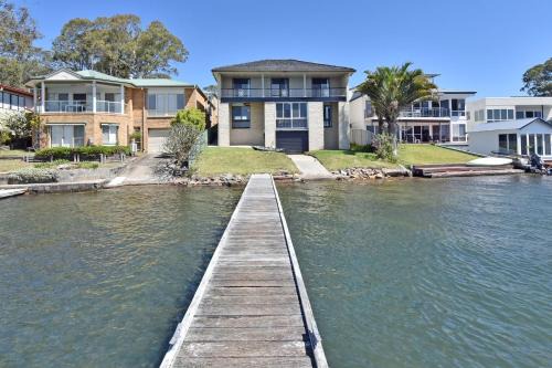 Silverwater Casa | New Property Silverwater Serenity Shores Absolute Waterfront On The Lake